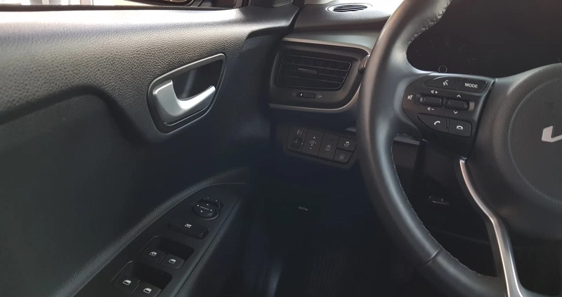 Kia Stonic cena 74900 przebieg: 17780, rok produkcji 2022 z Warszawa małe 121
